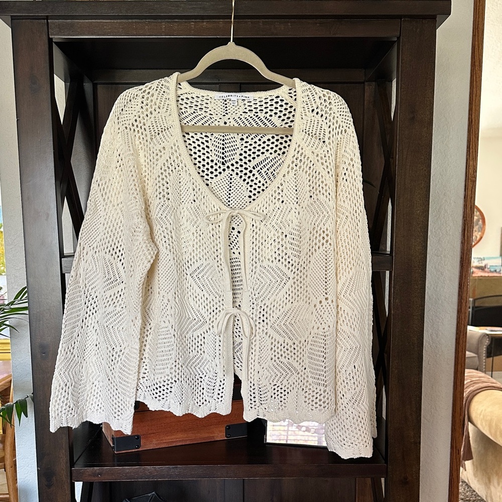 Boho Cream Crochet Bow Cardigan - Picture 10 of 11